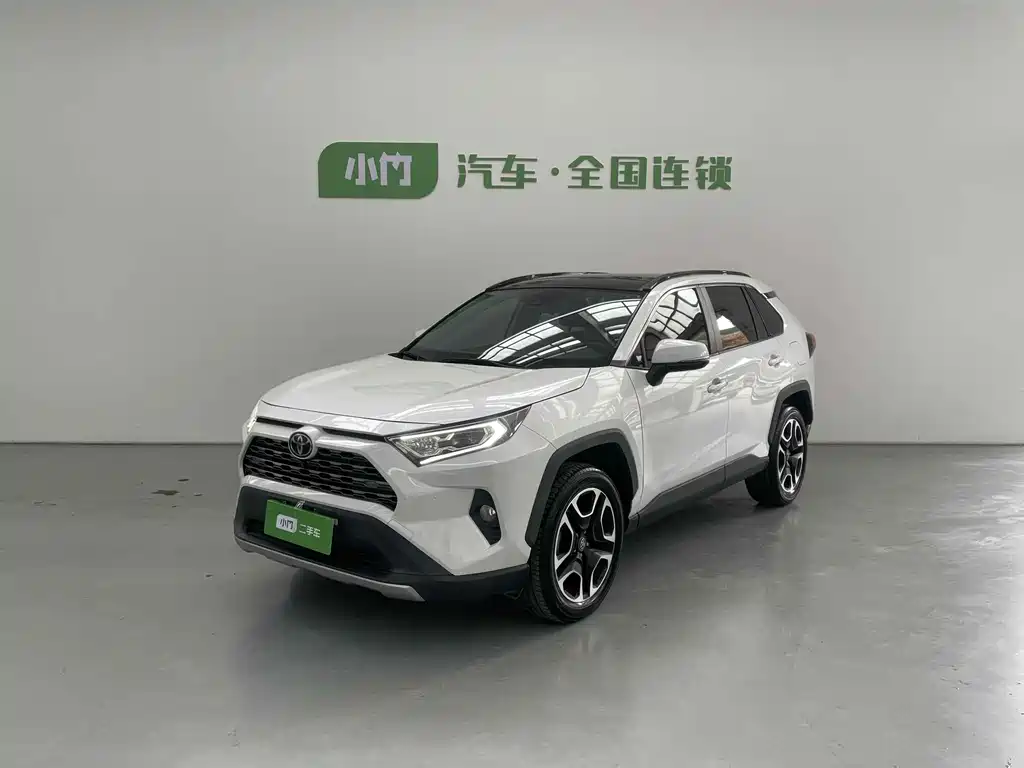 Toyota RAV4 2021