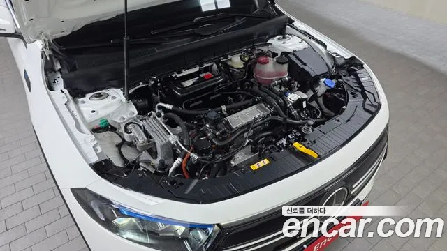 Mercedes-Benz EQB 2023