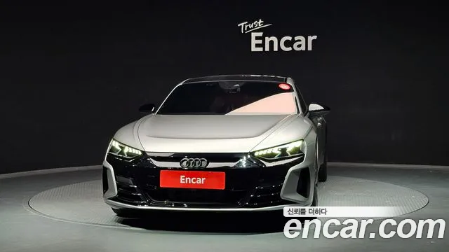 Audi e-tron GT 2021