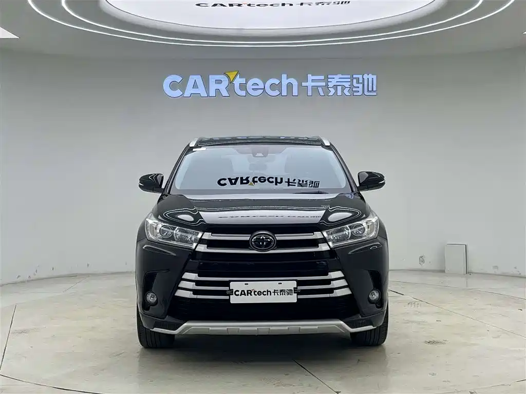 Toyota Highlander 2021
