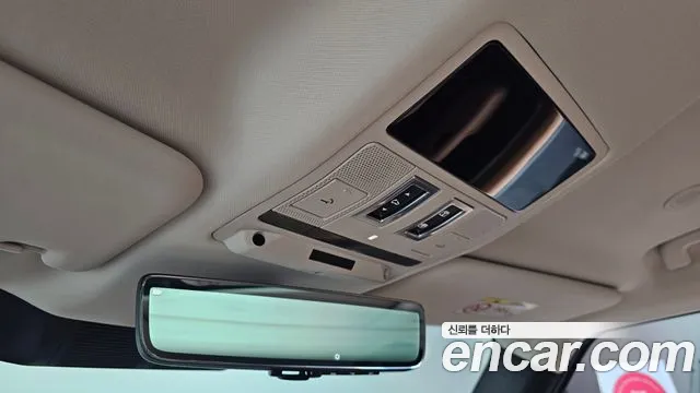 Land Rover Defender 2022