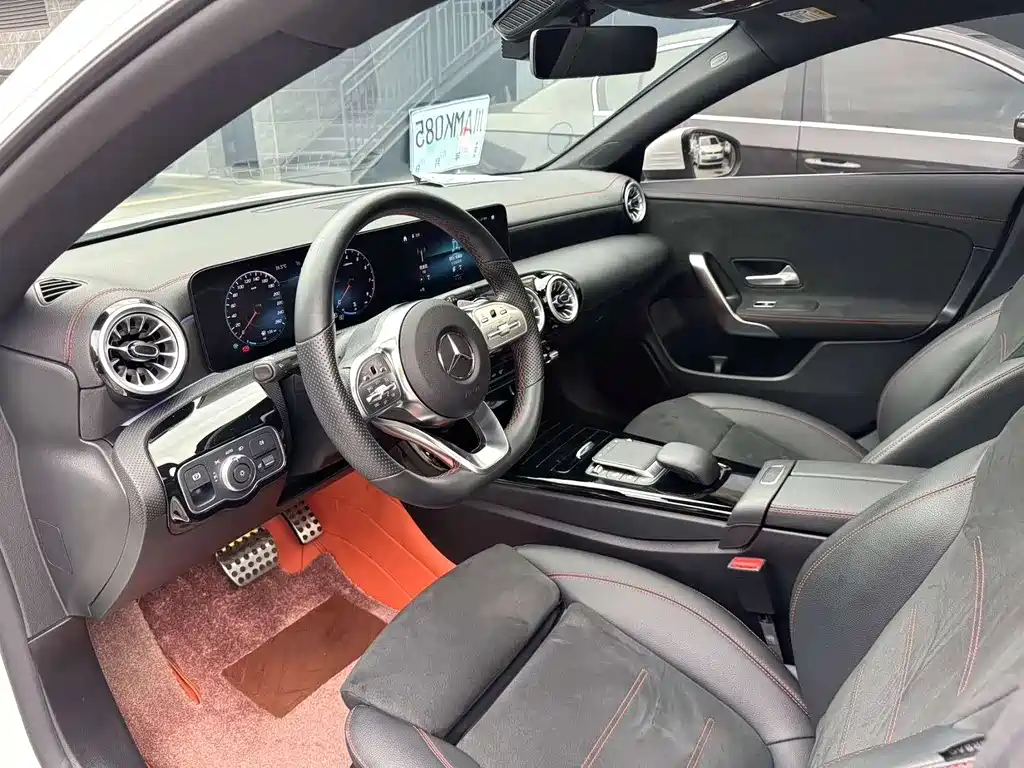 Mercedes-Benz CLA 2022