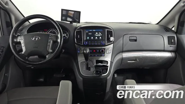 Hyundai Starex 2021