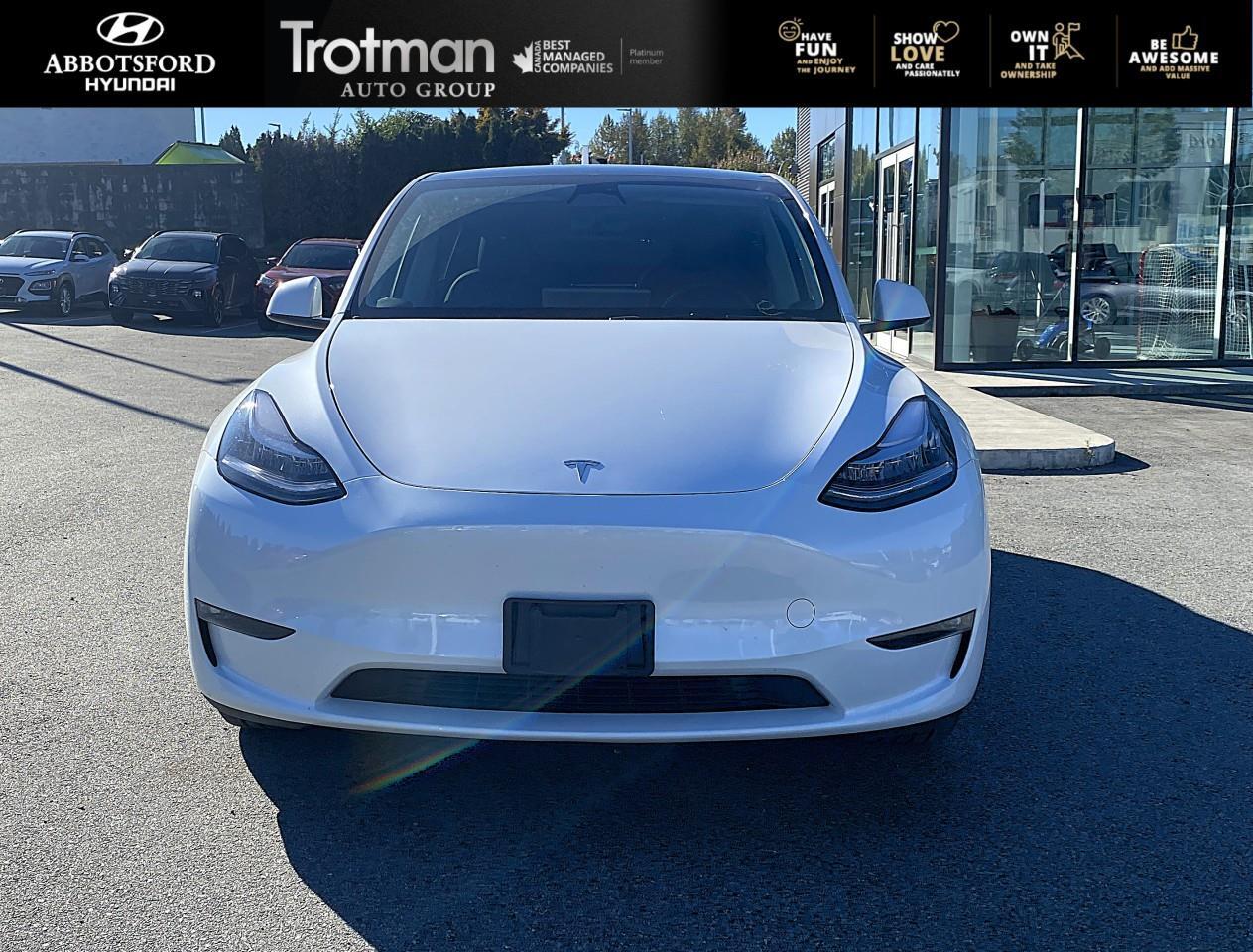 Tesla Model Y 2023