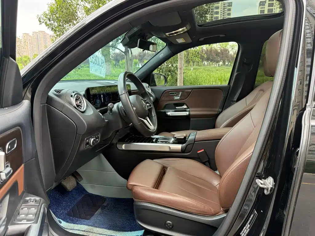 Mercedes-Benz GLB 2021