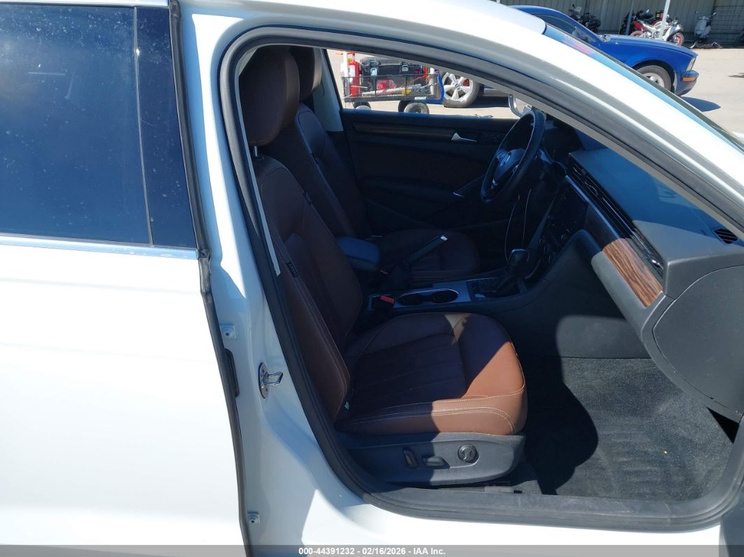 Volkswagen Passat 2022