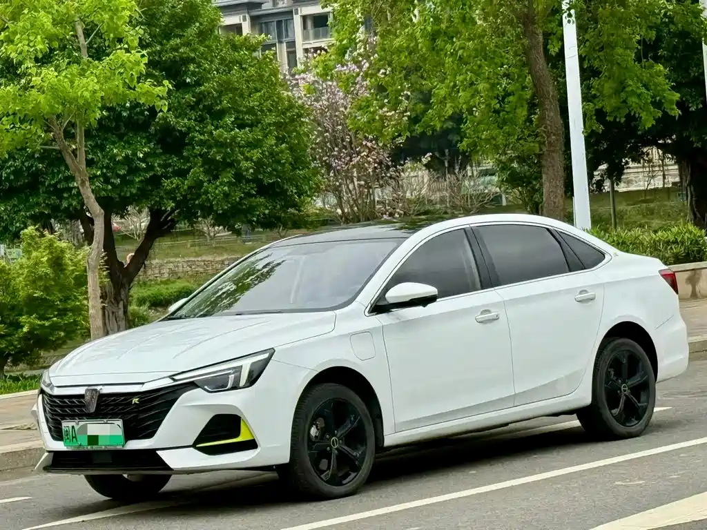 Roewe i6 2022