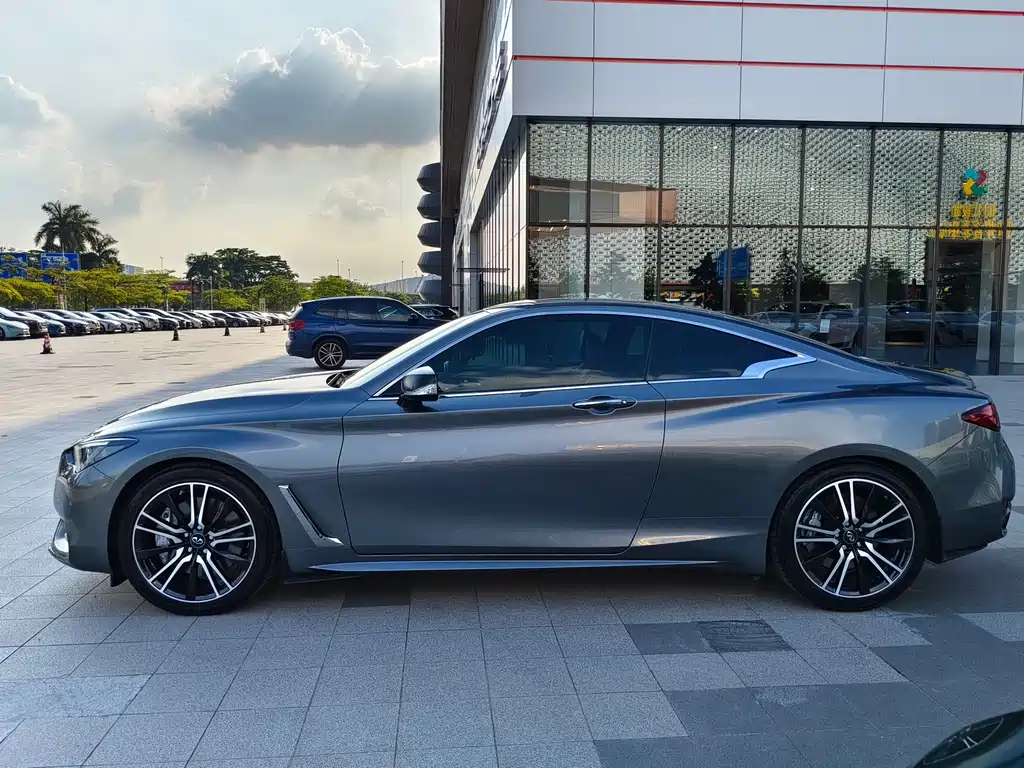 Infiniti Q60 2020
