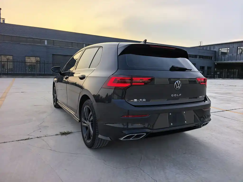 Volkswagen Golf 2022