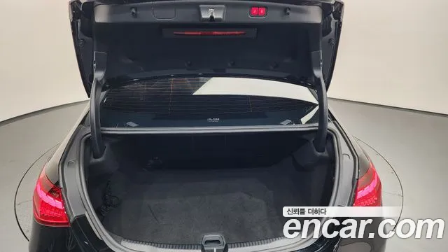 Mercedes-Benz C-Класс 2022