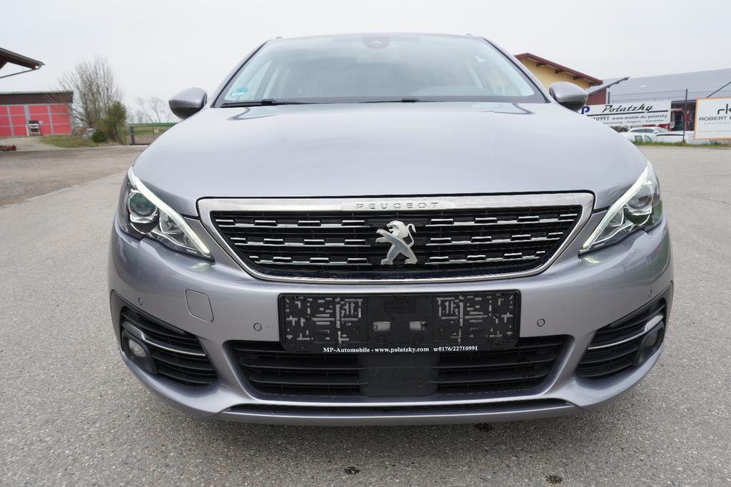 Peugeot 308 2021