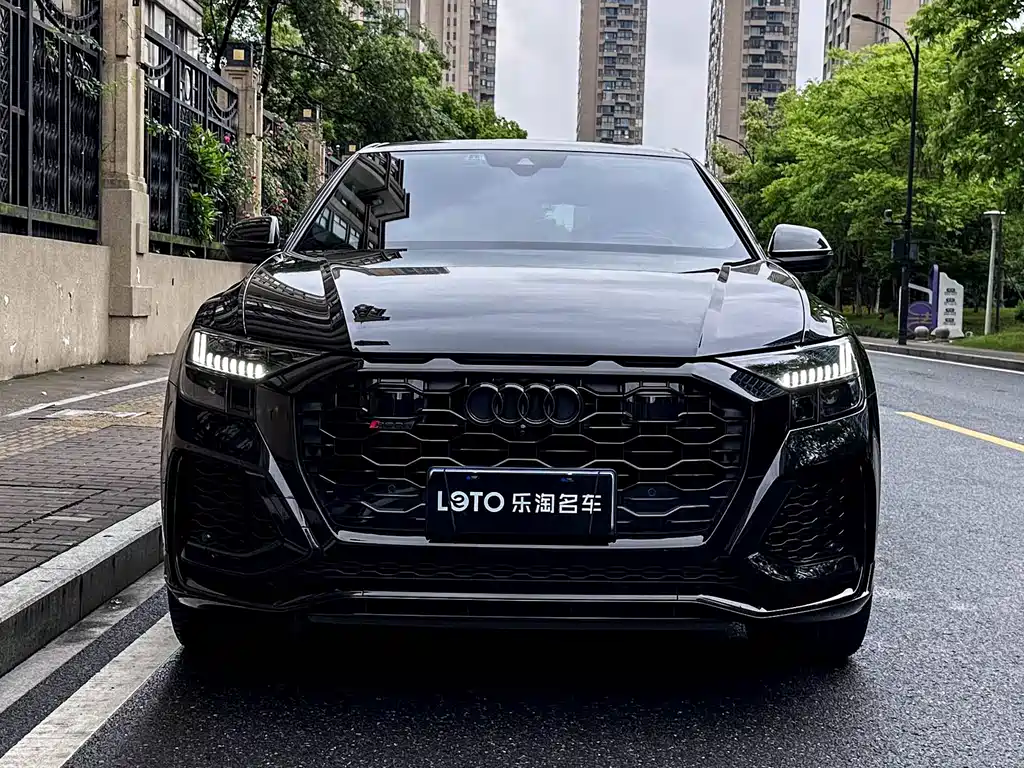 Audi RS Q8 2021