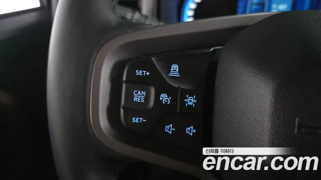Ford Bronco 2024