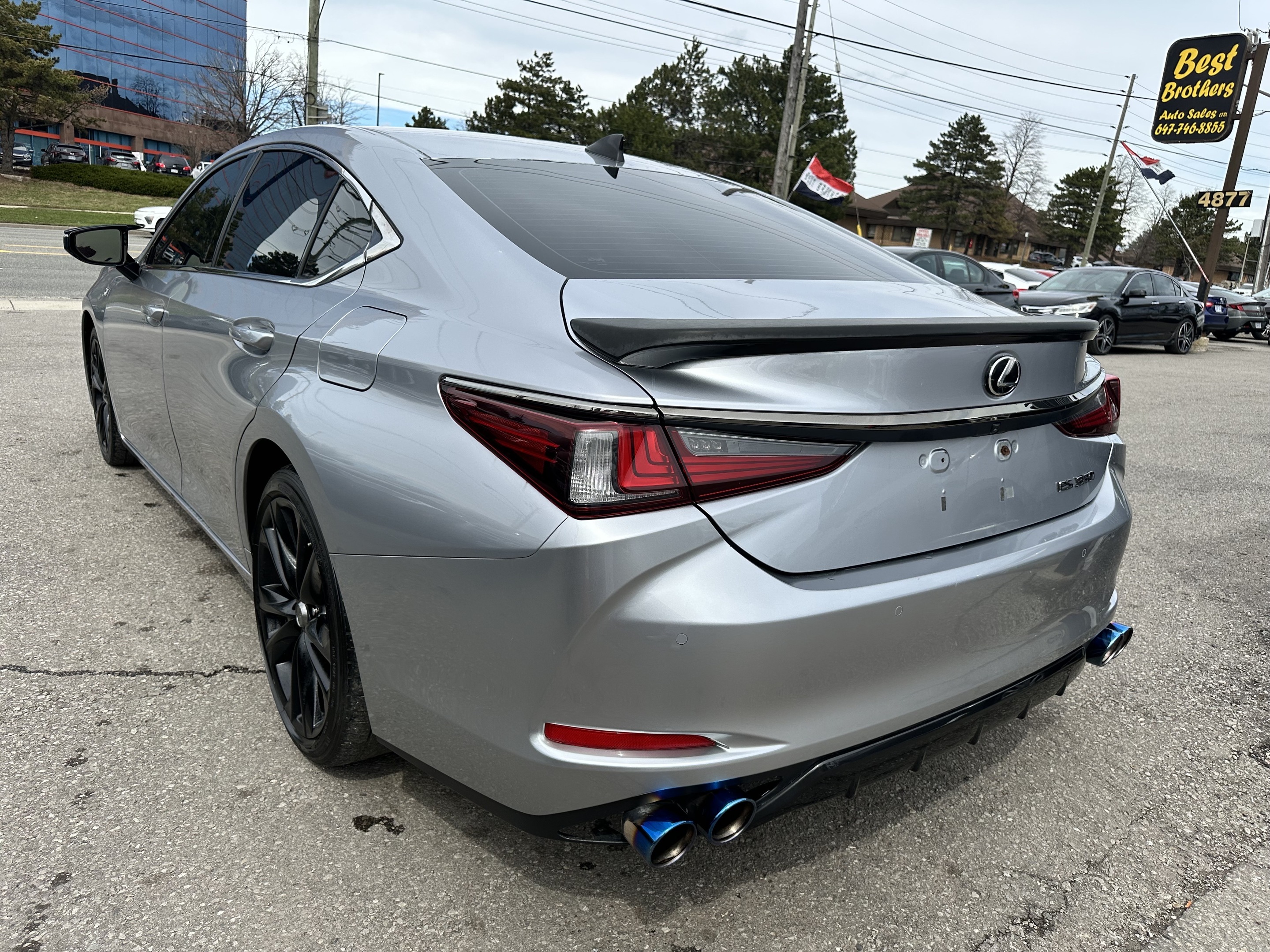 Lexus ES 2022
