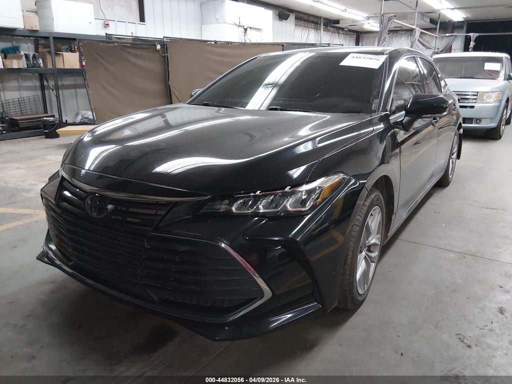 Toyota Avalon 2022