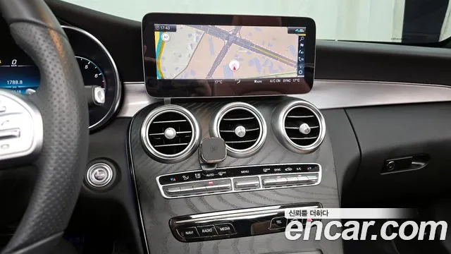 Mercedes-Benz C-Класс 2020