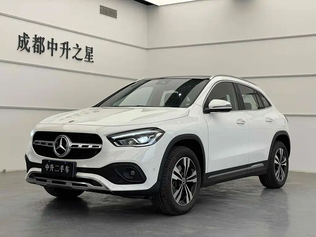 Mercedes-Benz GLA 2023