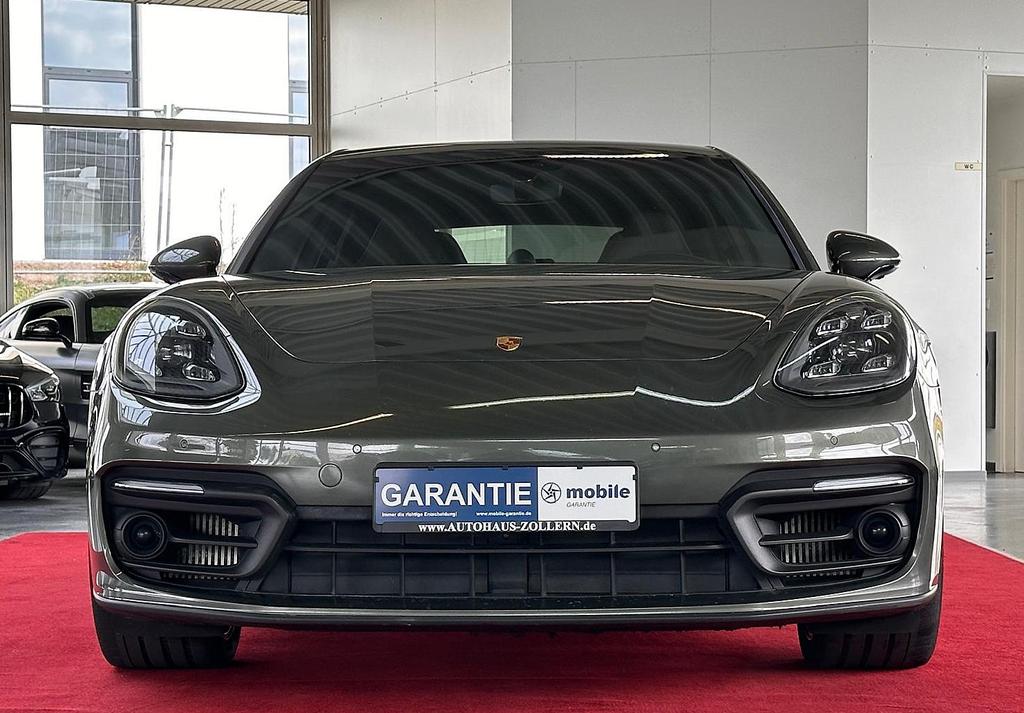 Porsche Panamera 2023