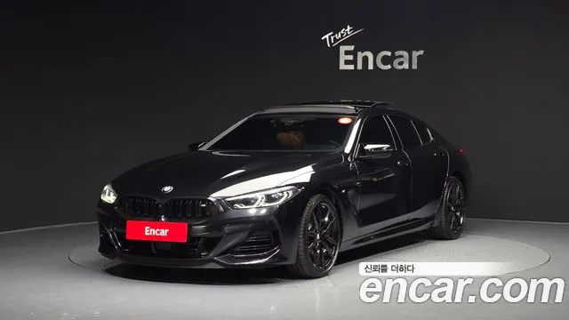 BMW 8 серии 2023