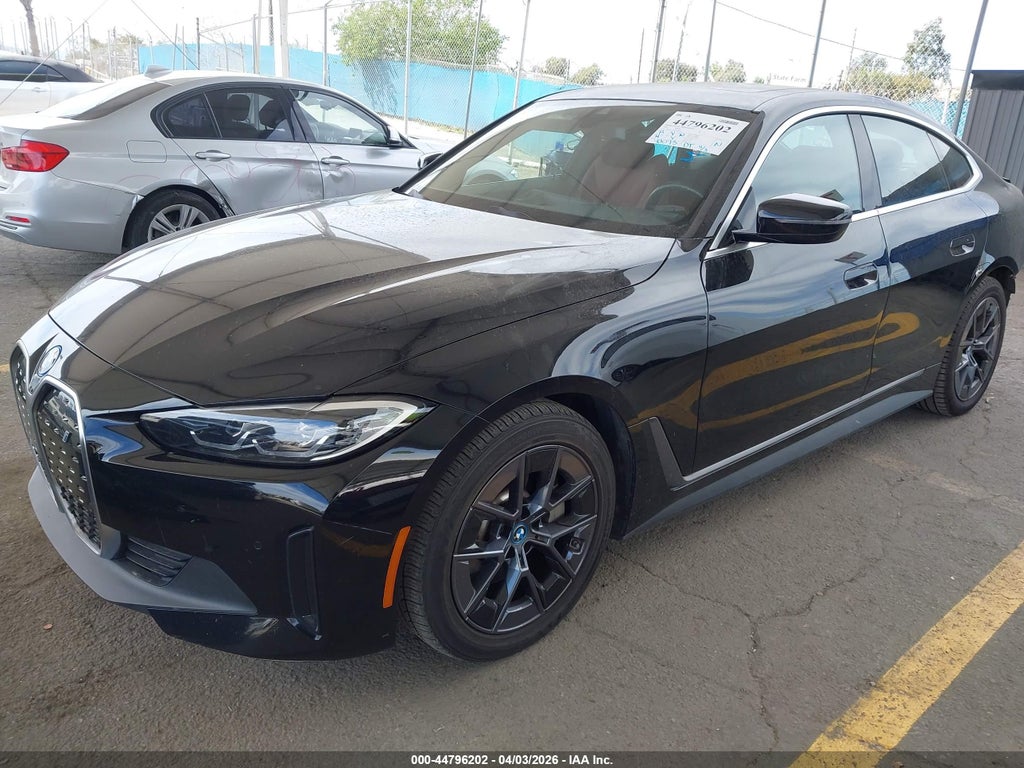 BMW i4 2023
