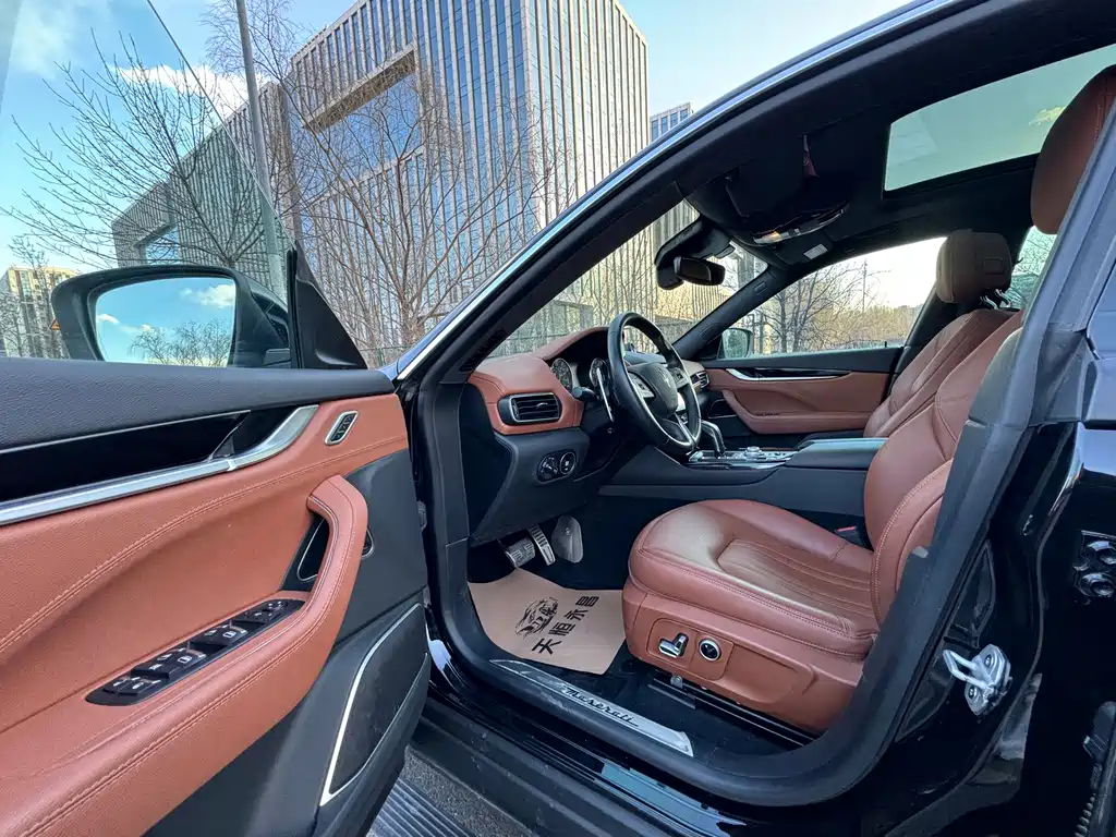 Maserati Levante 2022