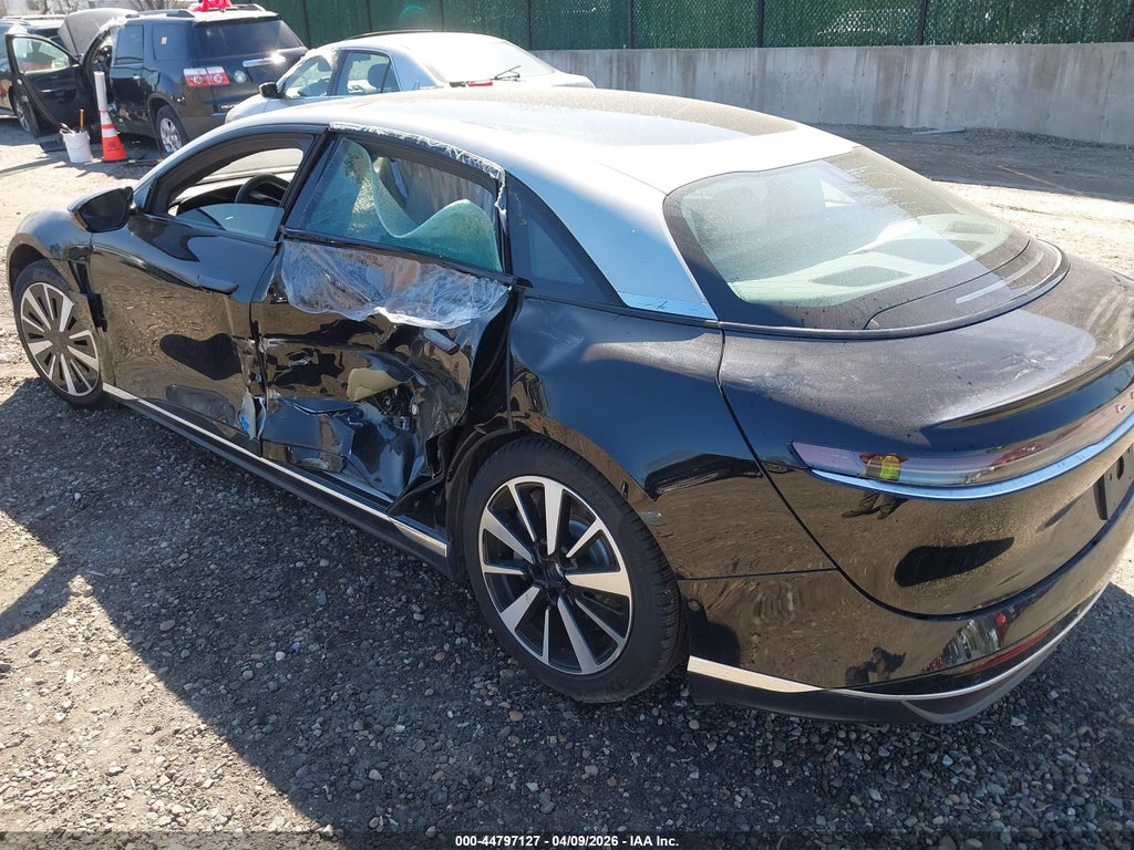 Lucid Air 2025