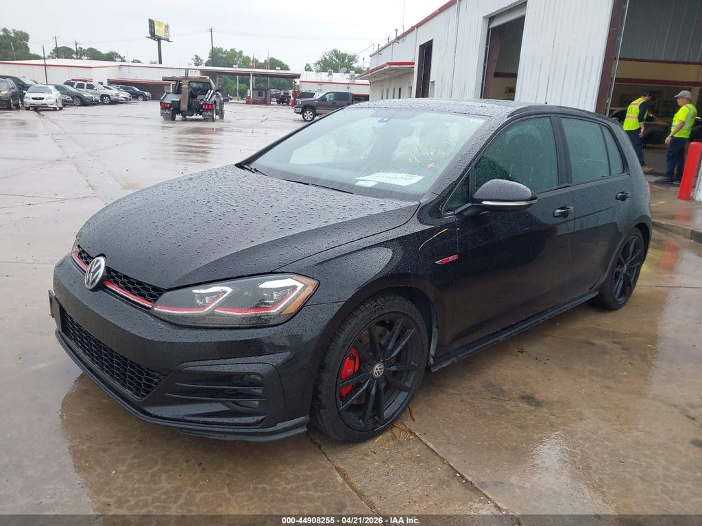 Volkswagen Golf GTI 2021