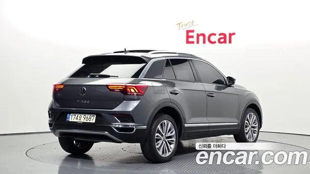 Volkswagen Taos 2021