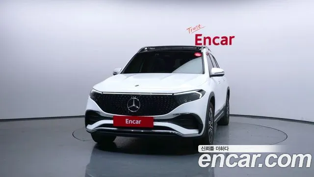 Mercedes-Benz EQB 2024