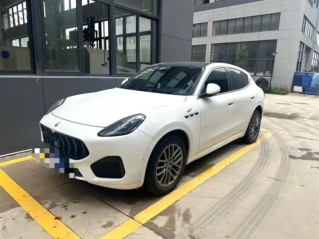 Maserati Grecale 2022