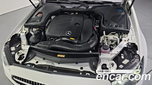 Mercedes-Benz E-Класс 2022