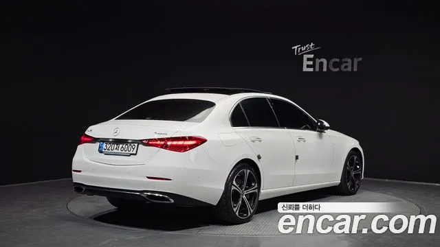 Mercedes-Benz C-Класс 2023