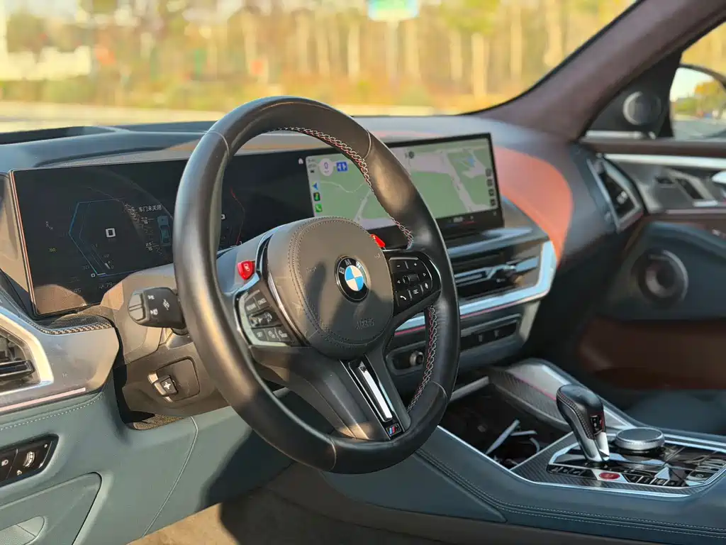 BMW XM 2023