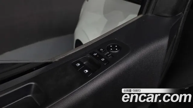 Hyundai Staria 2024
