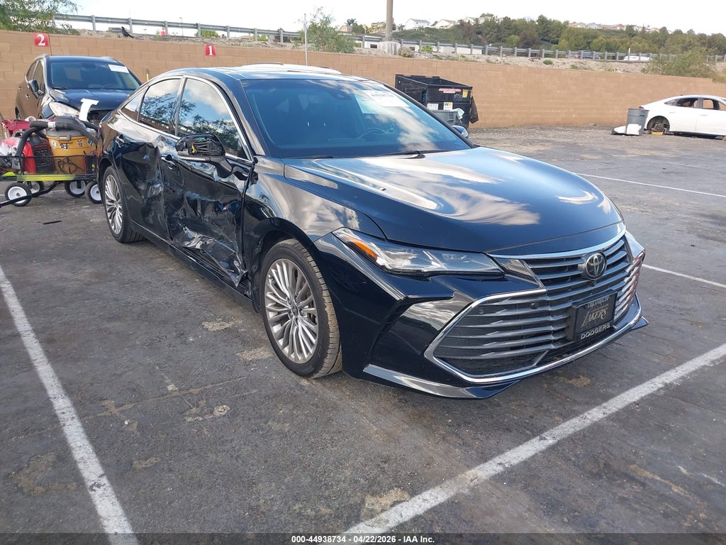 Toyota Avalon 2022