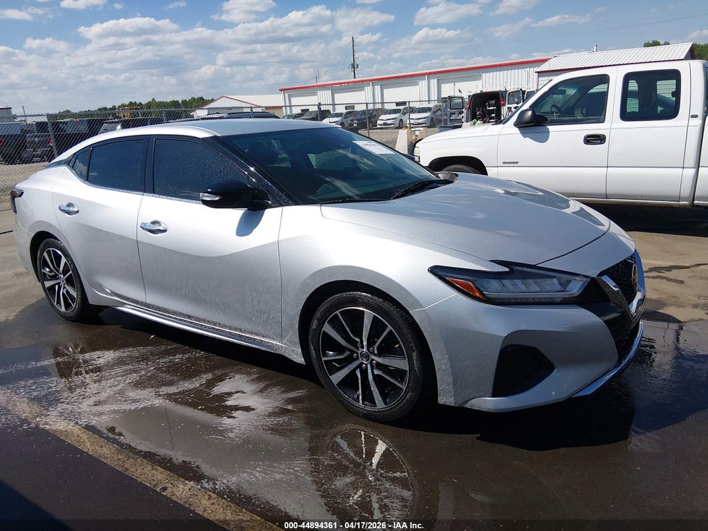 Nissan Maxima 2021