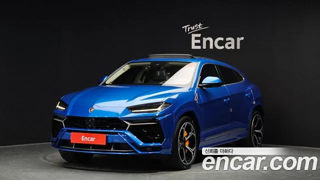 Lamborghini Urus 2021