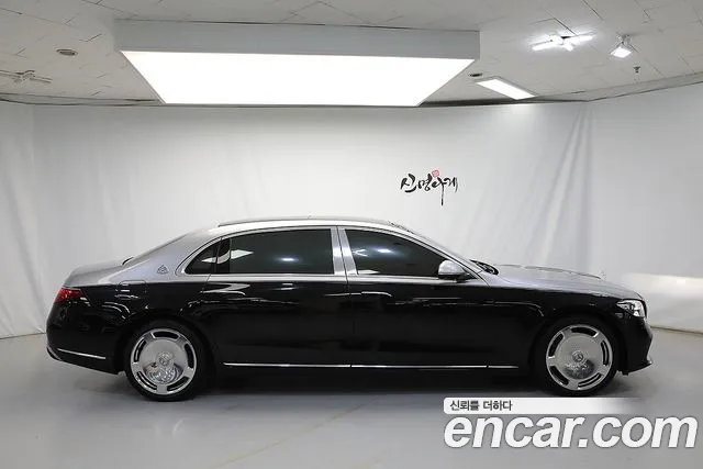 Mercedes-Benz S-Класс 2022