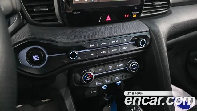 Hyundai Veloster 2022