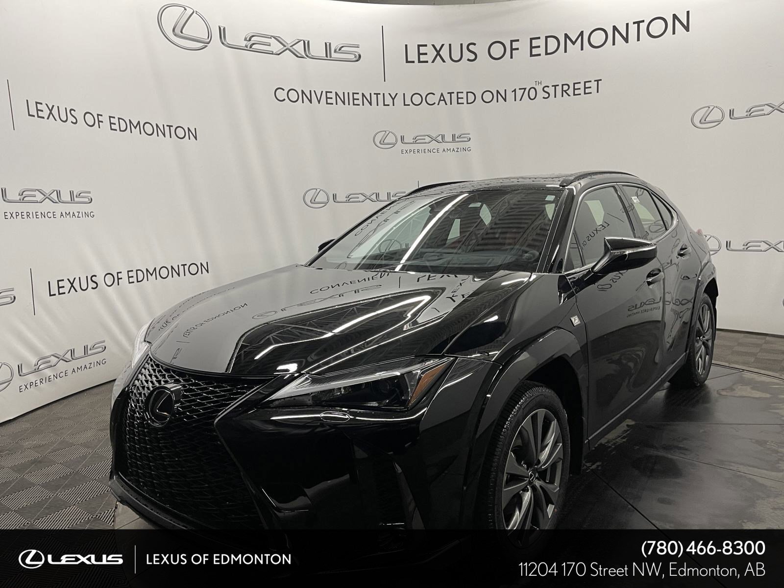 Lexus UX 2025