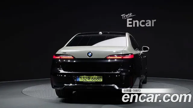 BMW 7 серии 2025
