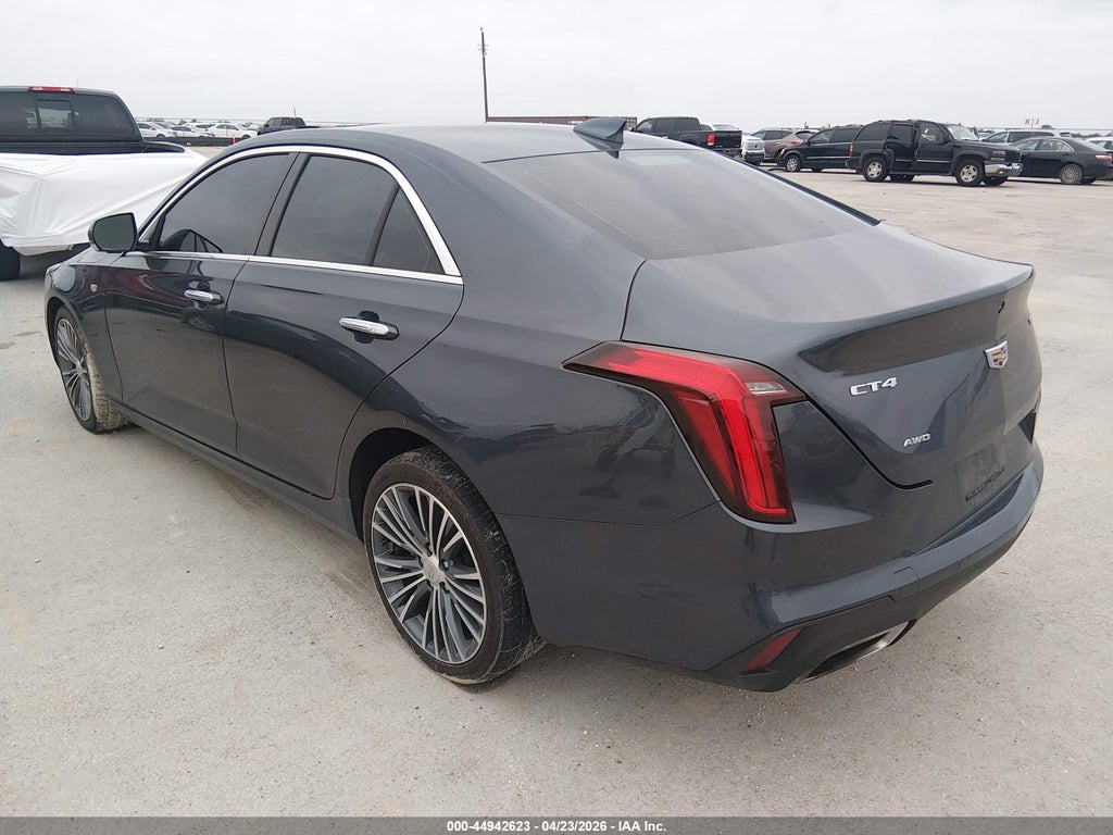 Cadillac CT4 2021
