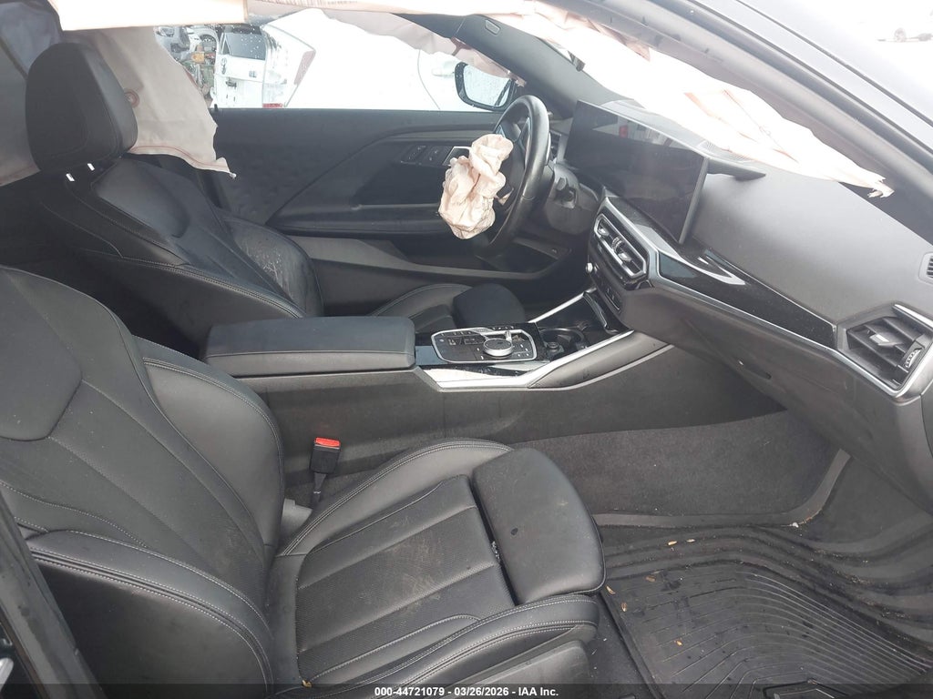 BMW 230 2024