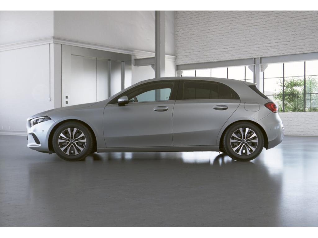 Mercedes-Benz A 200 2022
