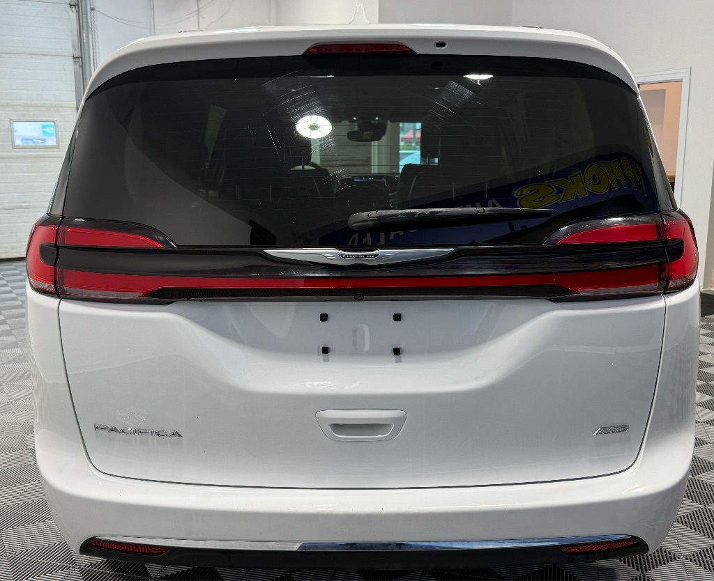 Chrysler Pacifica 2022