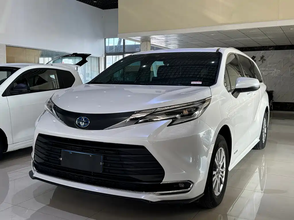 Toyota Sienna 2022