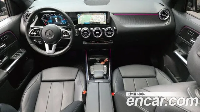 Mercedes-Benz GLA 2021