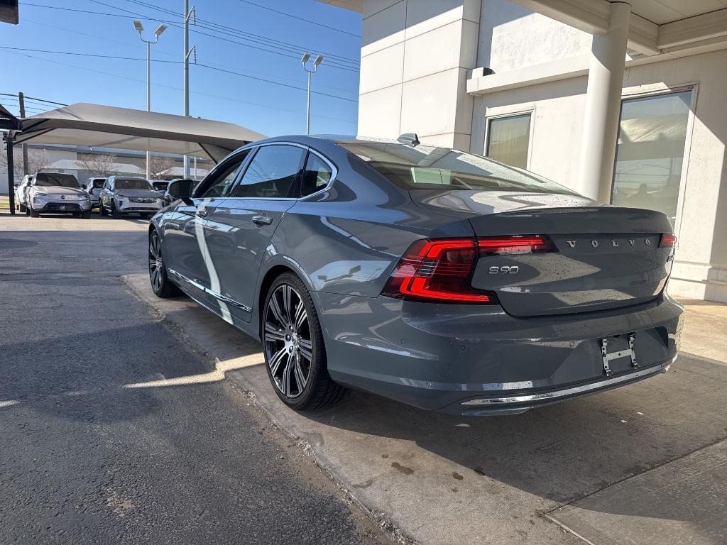 Volvo S90 2023