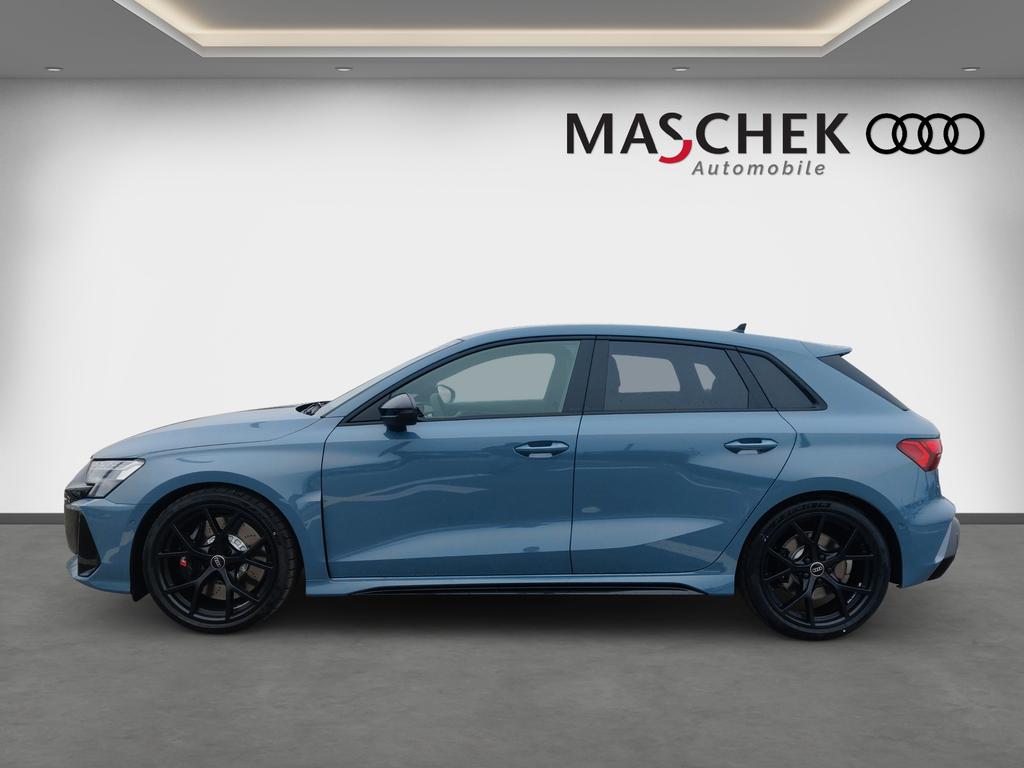 Audi RS3 2025