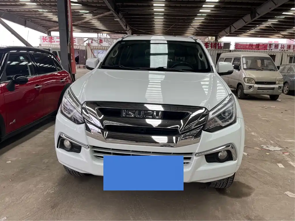 Isuzu MU-X 2021